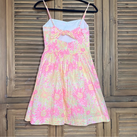 Lilly Pulitzer Bright COTTON sunburst floral spaghetti strap,tied back mini-SZ-4 - Picture 9 of 11